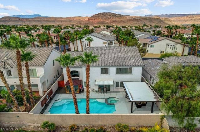 74 Tamarron Cliffs Street, Las Vegas, NV 89148