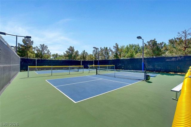 74 Tamarron Cliffs Street, Las Vegas, NV 89148