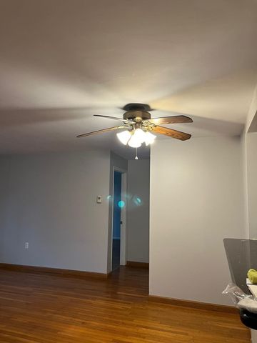 15 Weld St 46, Framingham, MA 01702