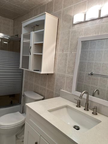 15 Weld St 46, Framingham, MA 01702