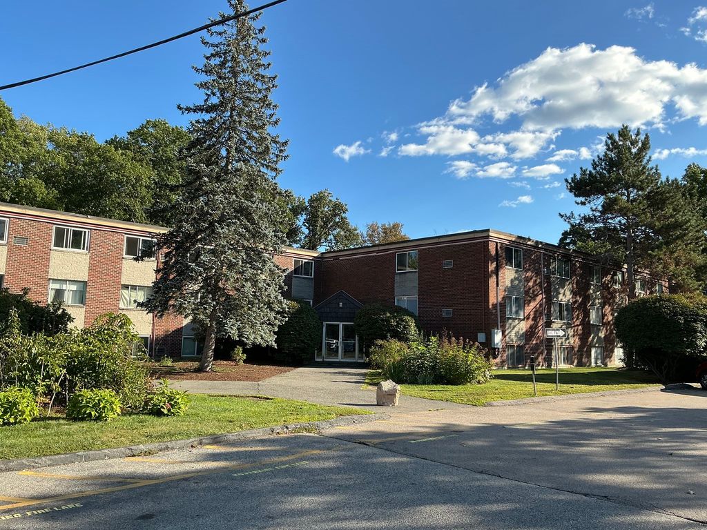 15 Weld St 46, Framingham, MA 01702