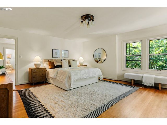 3230 Ne US Grant Pl, Portland, OR 97212