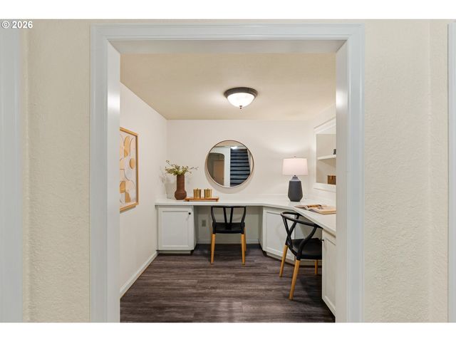 3230 Ne US Grant Pl, Portland, OR 97212