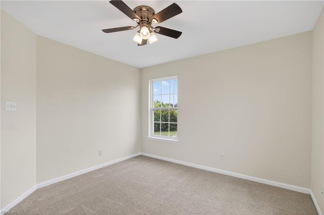 45 Hampshire Glen PW, Hampton, VA 23669