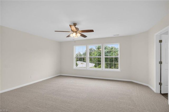 45 Hampshire Glen PW, Hampton, VA 23669