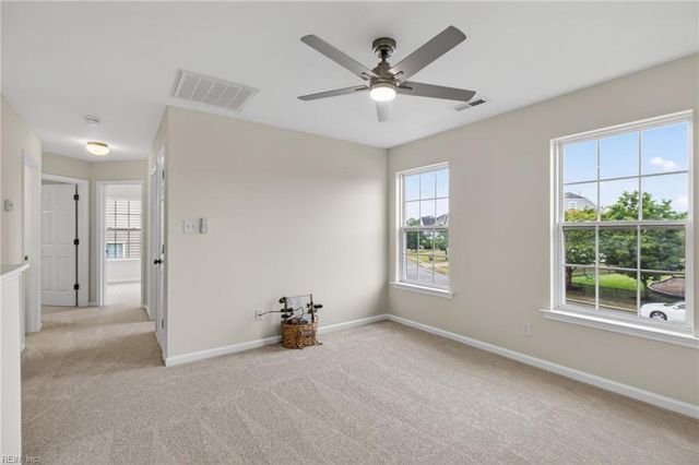 45 Hampshire Glen PW, Hampton, VA 23669