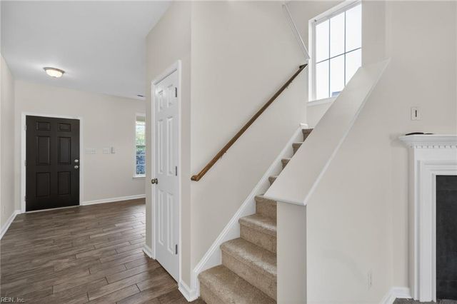 45 Hampshire Glen PW, Hampton, VA 23669