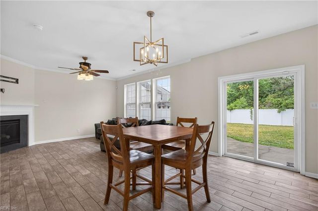 45 Hampshire Glen PW, Hampton, VA 23669