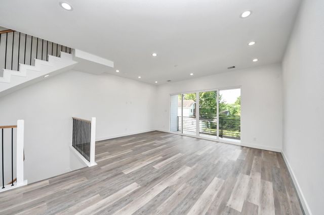 2521 Francis Street, Houston, TX 77004