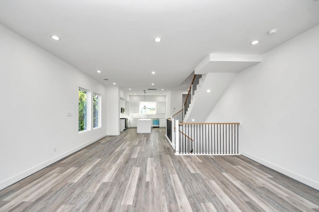 2521 Francis Street, Houston, TX 77004