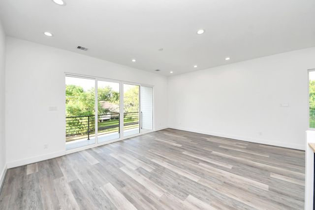 2521 Francis Street, Houston, TX 77004