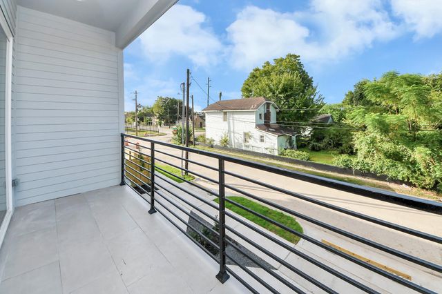 2521 Francis Street, Houston, TX 77004