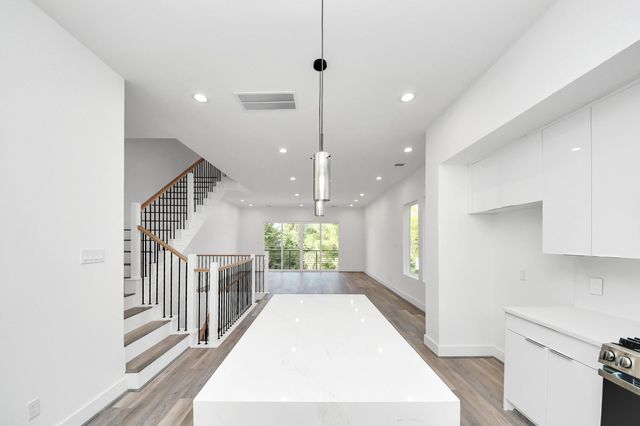 2521 Francis Street, Houston, TX 77004