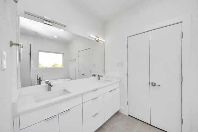 2521 Francis Street, Houston, TX 77004