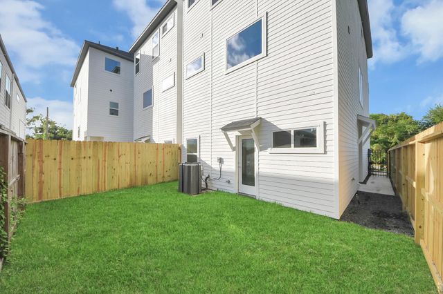 2521 Francis Street, Houston, TX 77004