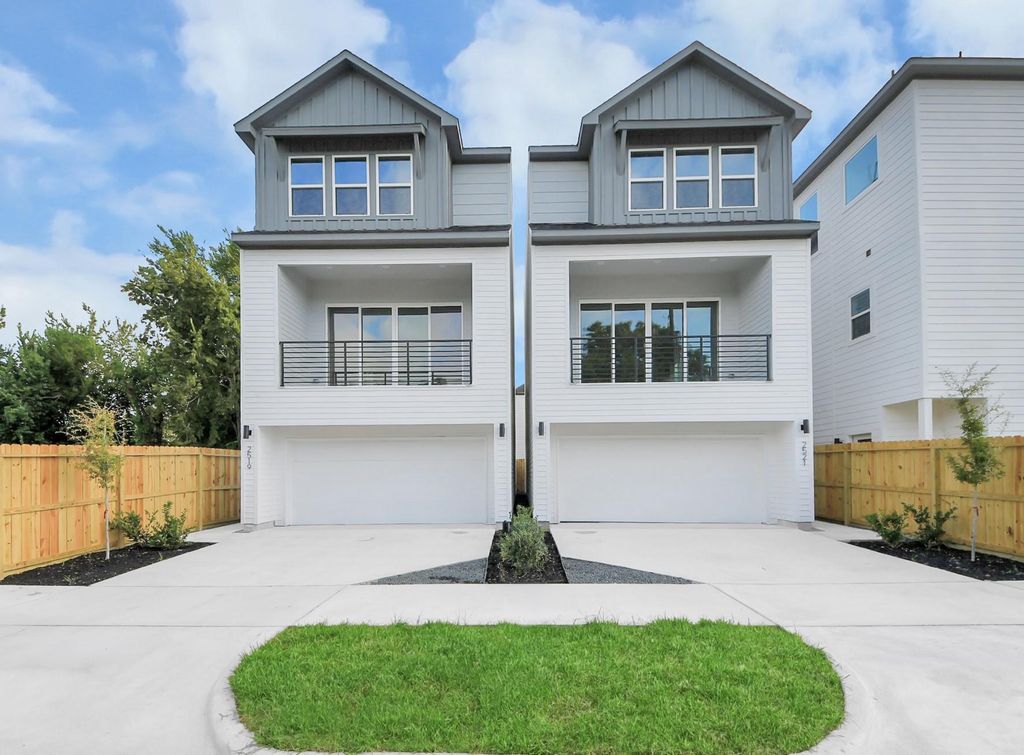2521 Francis Street, Houston, TX 77004