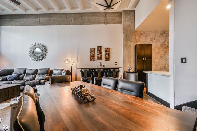 611 N Park Avenue 208, Indianapolis, IN 46204