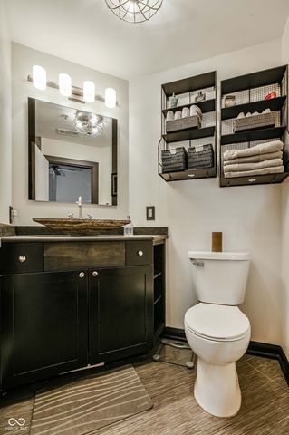 611 N Park Avenue 208, Indianapolis, IN 46204