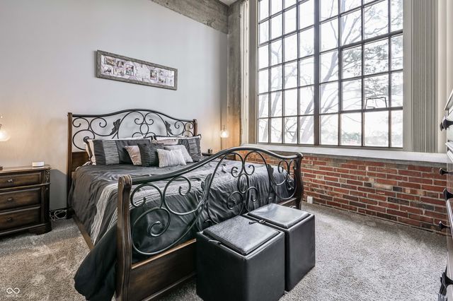 611 N Park Avenue 208, Indianapolis, IN 46204