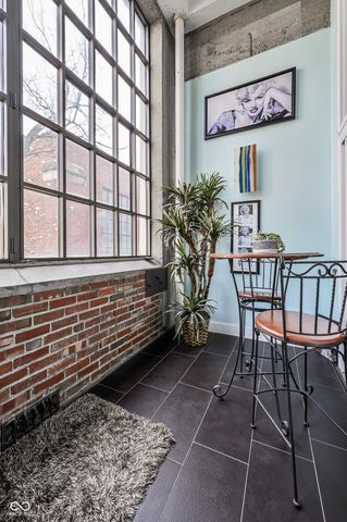 611 N Park Avenue 208, Indianapolis, IN 46204