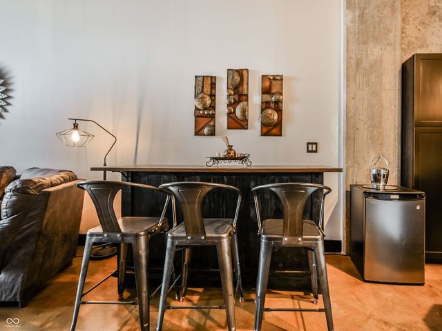 611 N Park Avenue 208, Indianapolis, IN 46204