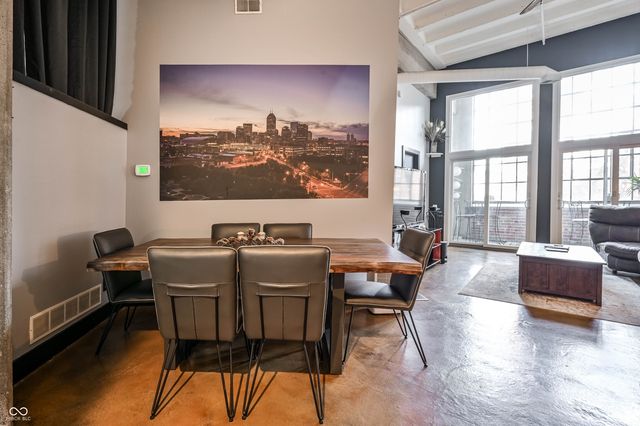 611 N Park Avenue 208, Indianapolis, IN 46204