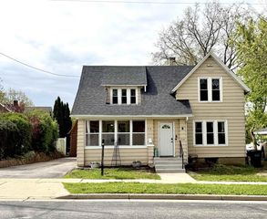 318 N 3rd Street, Fort Atkinson, WI 53538