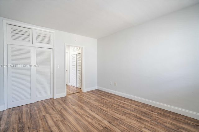 7927 E Dr 278 278, North Bay Village, FL 33141