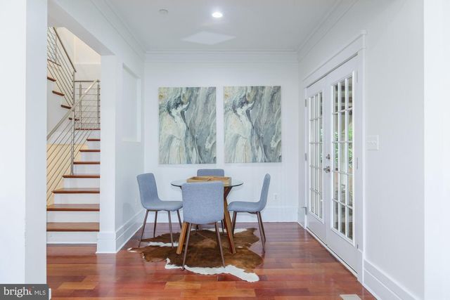 9715 SINGLETON DR, Bethesda, MD 20817