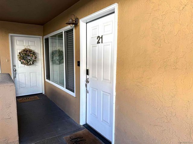 5511 Adelaide Ave 21, San Diego, CA 92115