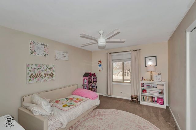 3 Hobson Court, Woodridge, IL 60517