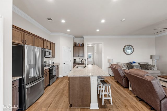 290 Venecia Drive, Bossier City, LA 71111