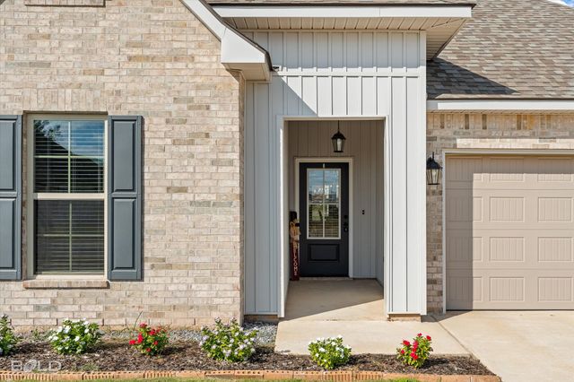 290 Venecia Drive, Bossier City, LA 71111