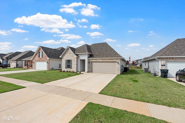 290 Venecia Drive, Bossier City, LA 71111