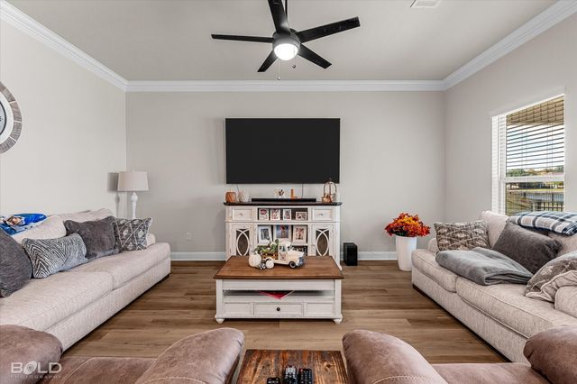 290 Venecia Drive, Bossier City, LA 71111