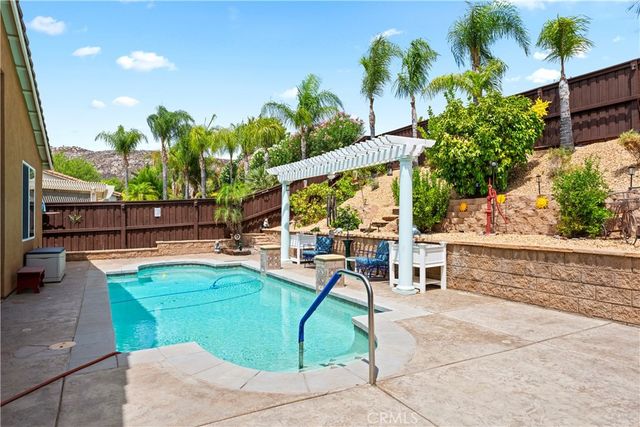 8280 Singh Court, Hemet, CA 92545