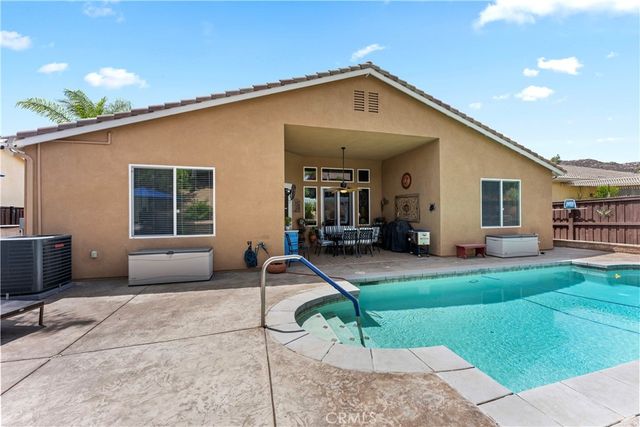 8280 Singh Court, Hemet, CA 92545
