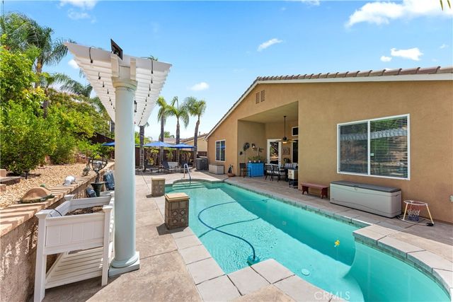 8280 Singh Court, Hemet, CA 92545