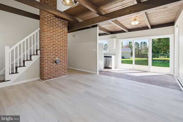 2655 HEMLOCK DR, Columbia, PA 17512