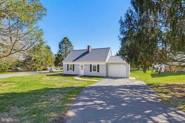 2655 HEMLOCK DR, Columbia, PA 17512