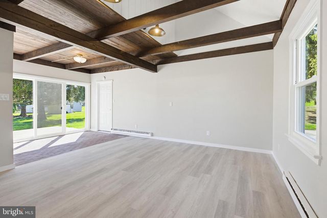 2655 HEMLOCK DR, Columbia, PA 17512