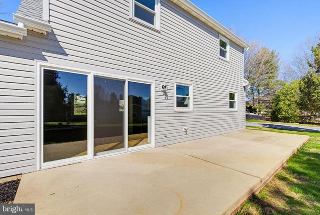 2655 HEMLOCK DR, Columbia, PA 17512