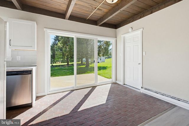 2655 HEMLOCK DR, Columbia, PA 17512