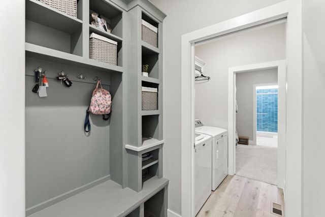 2540 N Quartz St, Andover, KS 67002