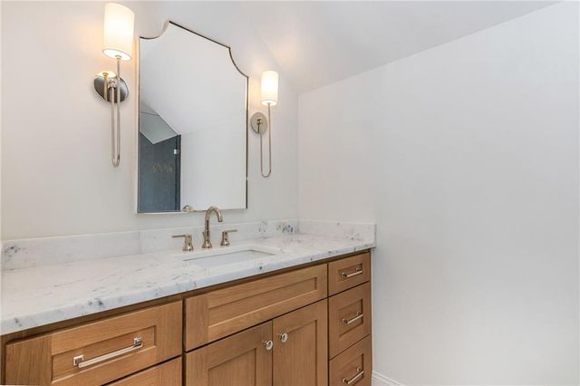 535 Junction Point, Roswell, GA 30075
