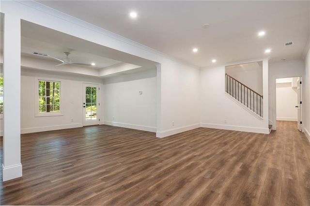535 Junction Point, Roswell, GA 30075