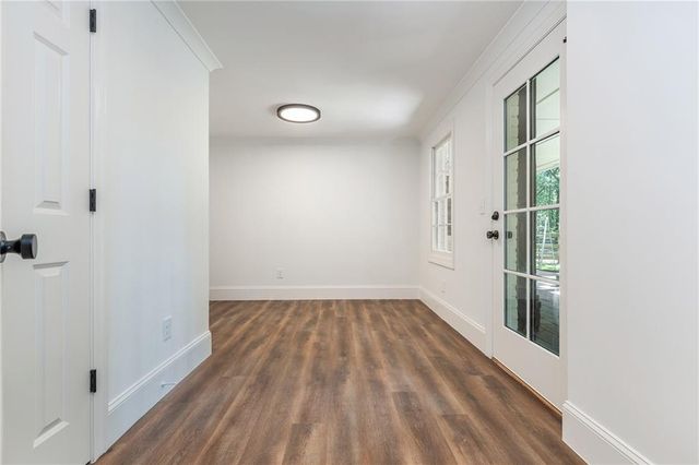 535 Junction Point, Roswell, GA 30075