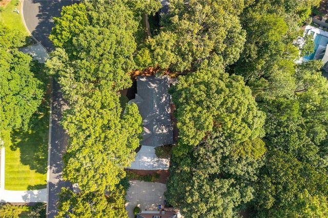 535 Junction Point, Roswell, GA 30075