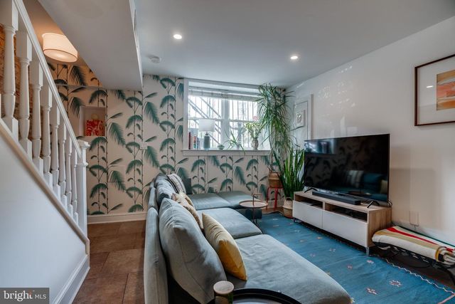 409 WARNER ST NW, Washington, DC 20001