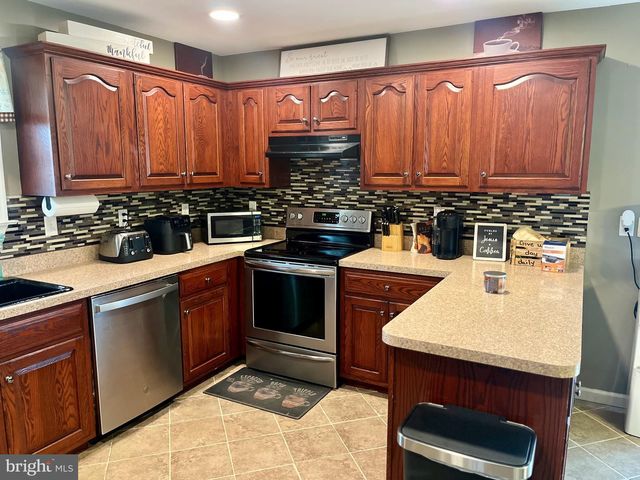 134 TWIN CREEKS DR, Jonestown, PA 17038